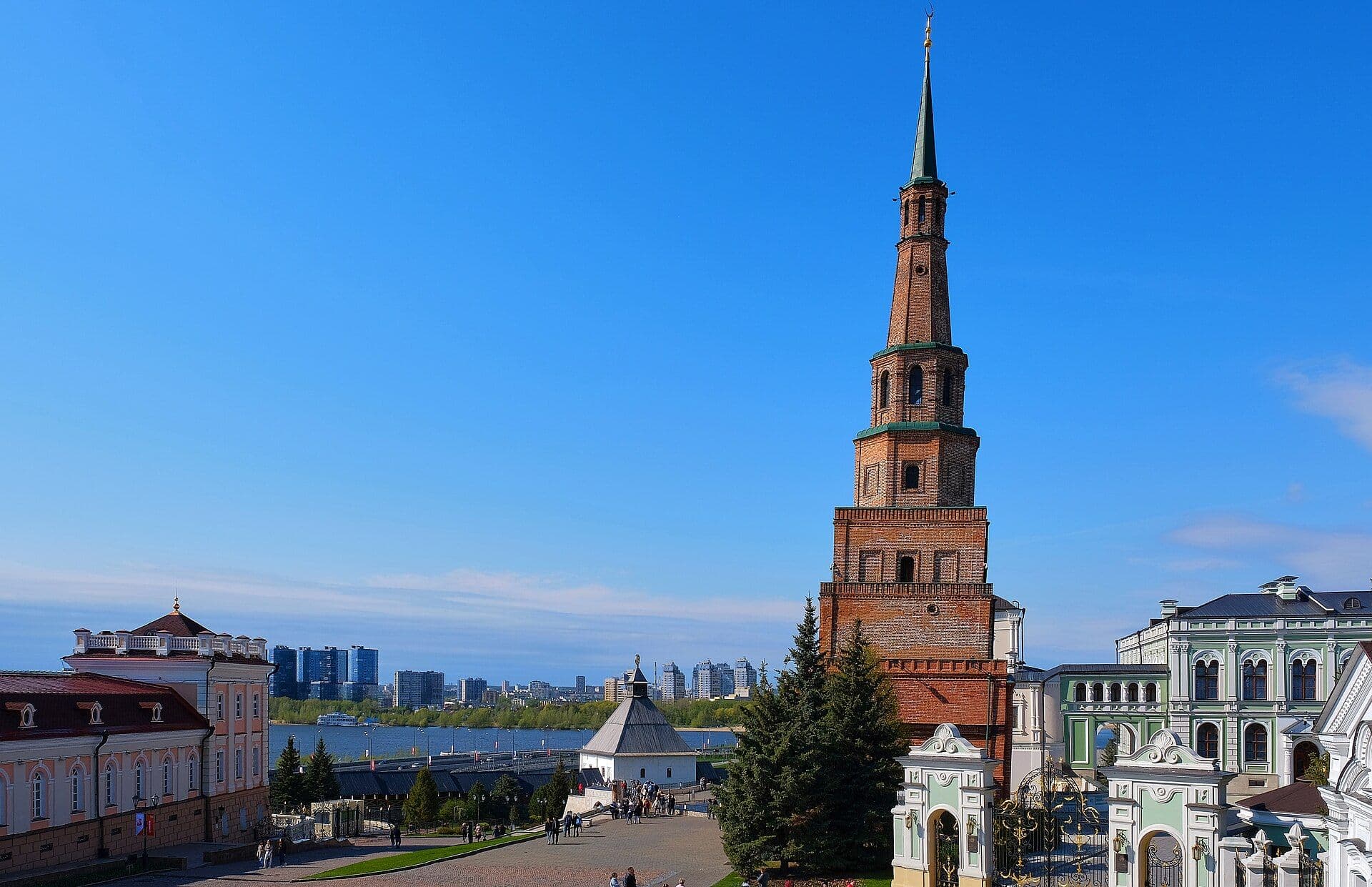 Белокаменный Казанский кремль - объект ЮНЕСКО с 2000 года