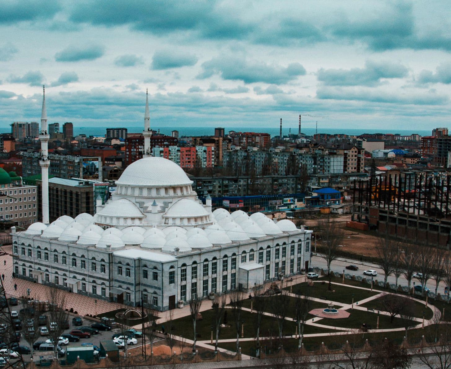 Джума-мечеть в Махачкале - главный храм столицы Дагестана