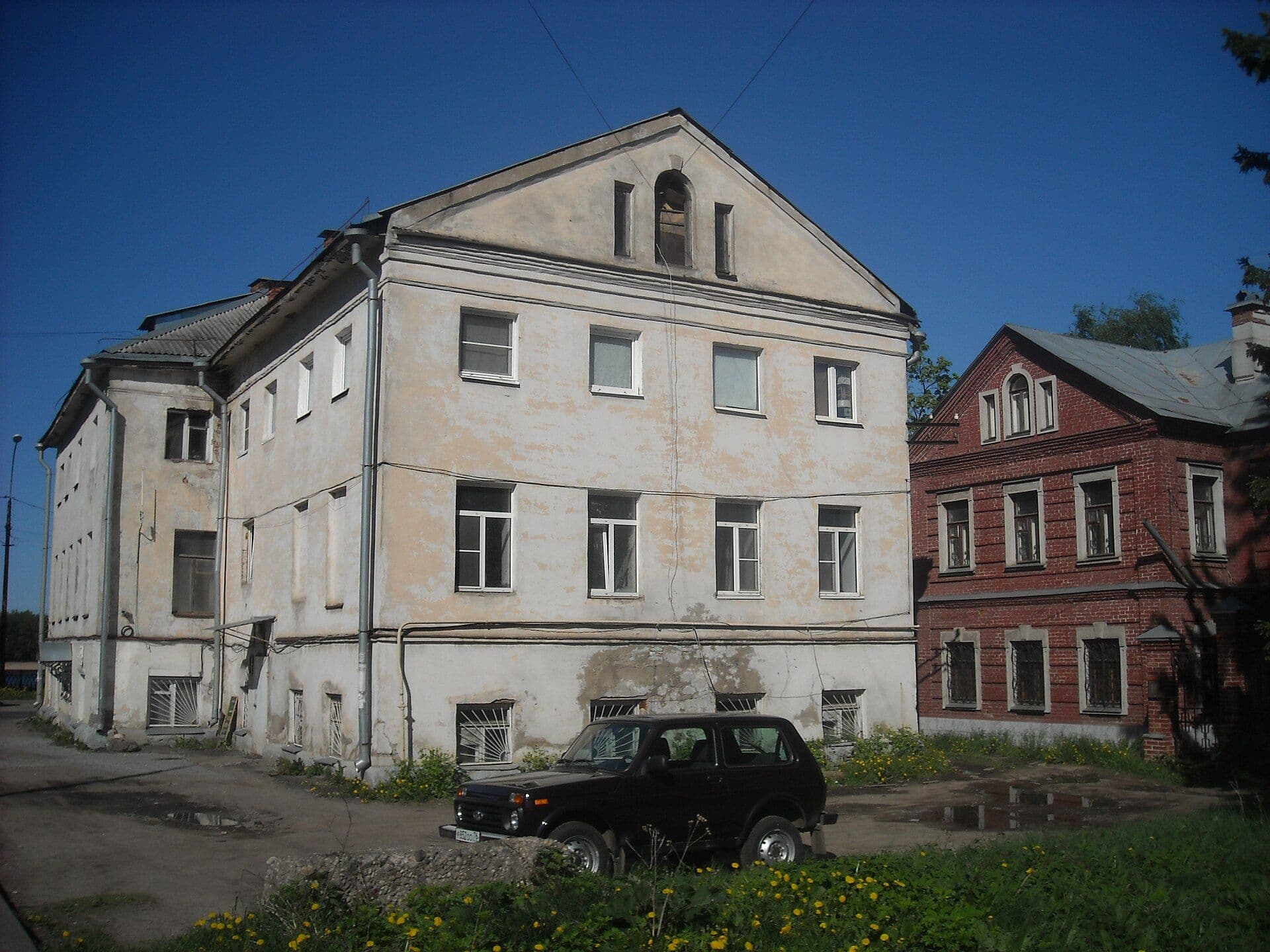 Историческая городская усадьба на Волжской набережной Рыбинска