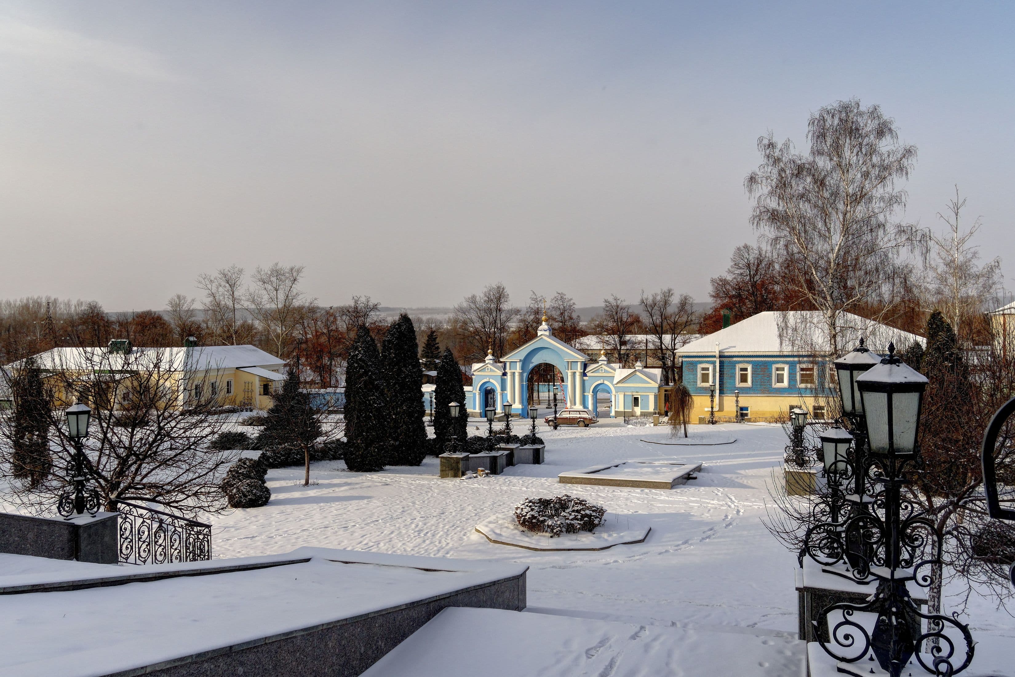 Задонск: панорама Рождество-Богородицкого монастыря над Доном